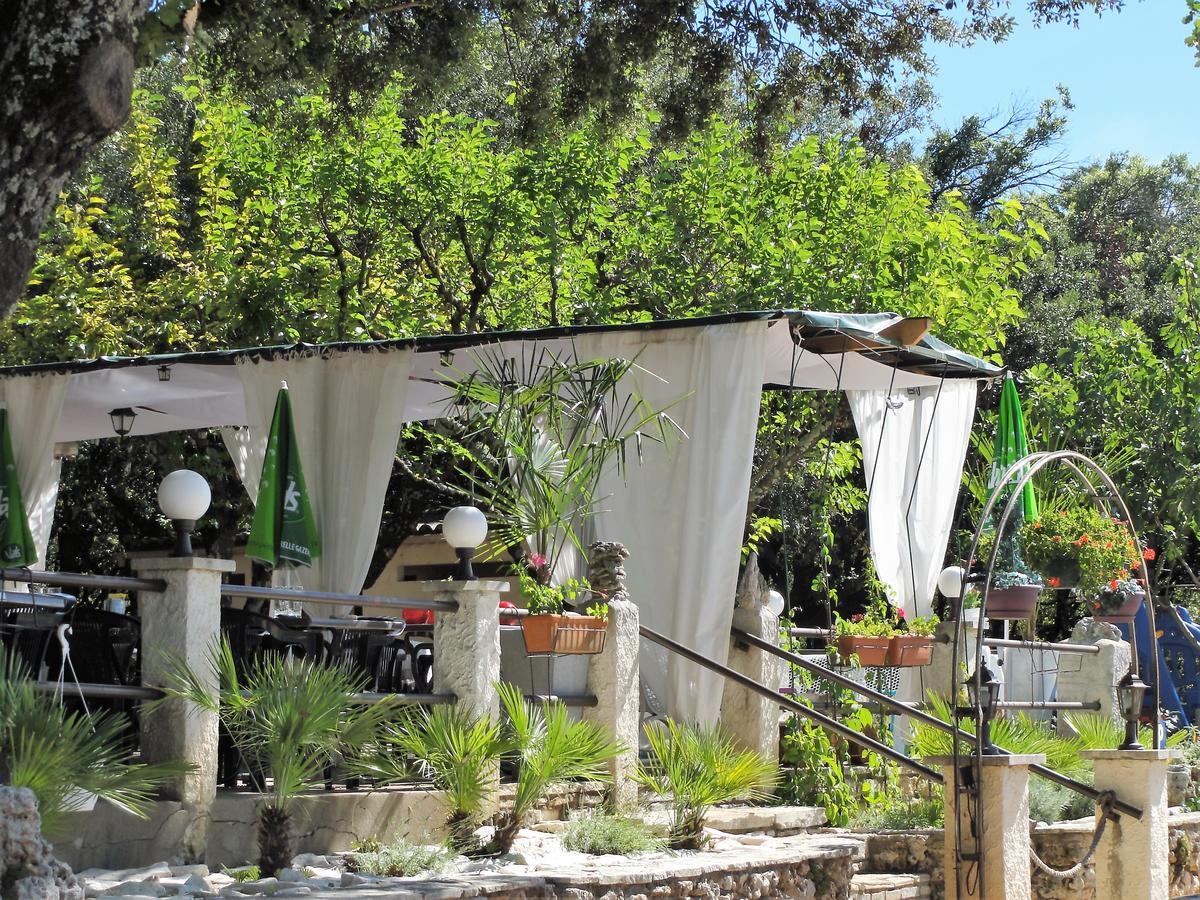 Terrasses De L'Aven Ξενοδοχείο Orgnac-lʼAven Εξωτερικό φωτογραφία